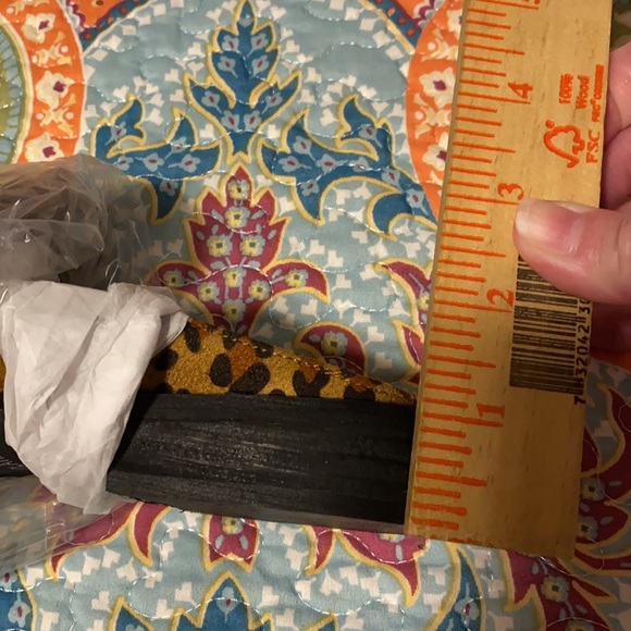 NIB Very Volatile leopard print mules SZ 7 - Picture 9 of 11